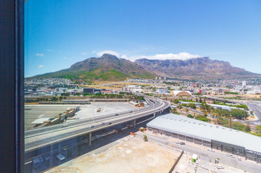 1 Bedroom Property for Sale in Foreshore Western Cape